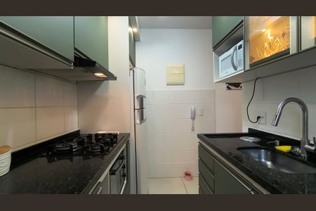 Apartamento à venda com 45m², 2 quartos e 1 vagaCozinha e Área de Serviço 