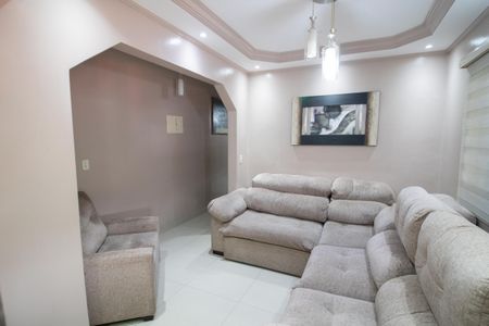 Casa à venda com 267m², 4 quartos e 2 vagas Casa à venda com 267m², 4 quartos e 2 vagasSALA