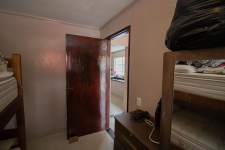 Casa à venda com 267m², 4 quartos e 2 vagas Casa à venda com 267m², 4 quartos e 2 vagasQUARTO 4