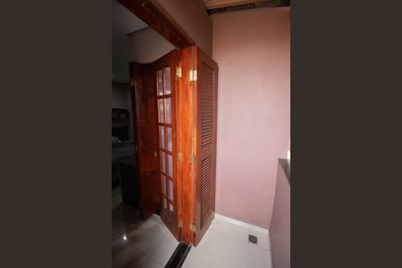 Casa à venda com 267m², 4 quartos e 2 vagas Casa à venda com 267m², 4 quartos e 2 vagasQUARTO SUÍTE 1