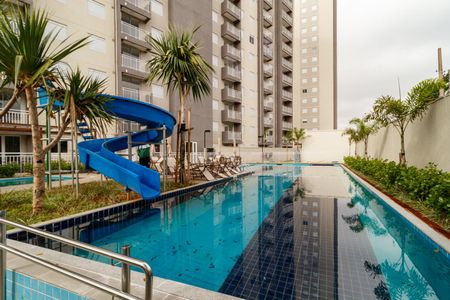 Apartamento para alugar com 40m², 2 quartos e sem vagaÁrea comum - Piscina