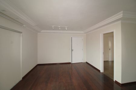 Apartamento à venda com 164m², 3 quartos e 4 vagasSala