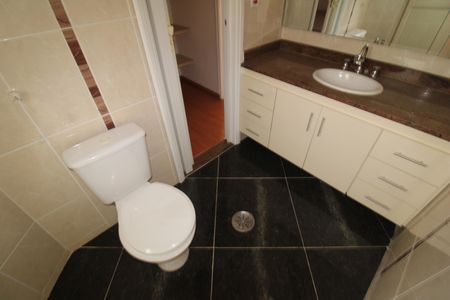 Apartamento à venda com 164m², 3 quartos e 4 vagasQuarto 1 - Banheiro