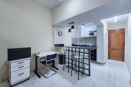 Sala de apartamento para alugar com 1 quarto, 30m² em Centro, Rio de Janeiro