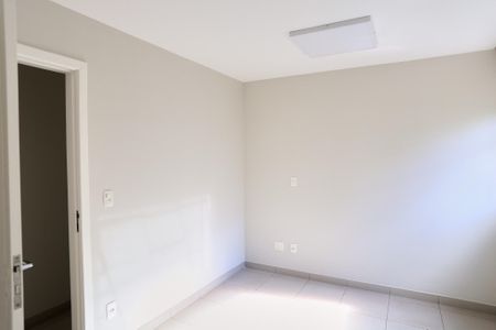Apartamento para alugar com 95m², 2 quartos e 2 vagas Apartamento para alugar com 95m², 2 quartos e 2 vagasSuíte