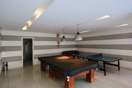 Apartamento para alugar com 95m², 2 quartos e 2 vagas Apartamento para alugar com 95m², 2 quartos e 2 vagasSalão de jogos