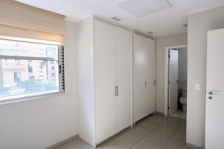 Apartamento para alugar com 95m², 2 quartos e 2 vagas Apartamento para alugar com 95m², 2 quartos e 2 vagasSuíte