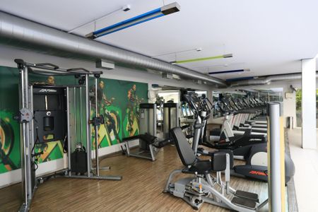 Apartamento para alugar com 95m², 2 quartos e 2 vagas Apartamento para alugar com 95m², 2 quartos e 2 vagasÁrea comum - Academia