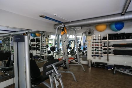 Apartamento para alugar com 95m², 2 quartos e 2 vagas Apartamento para alugar com 95m², 2 quartos e 2 vagasÁrea comum - Academia