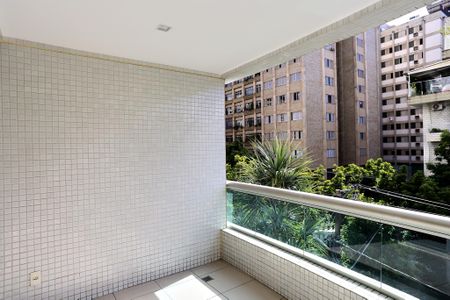Varanda da Sala de apartamento para alugar com 2 quartos, 95m² em Lourdes, Belo Horizonte