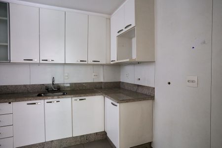Apartamento para alugar com 95m², 2 quartos e 2 vagas Apartamento para alugar com 95m², 2 quartos e 2 vagasCozinha e Área de Serviço