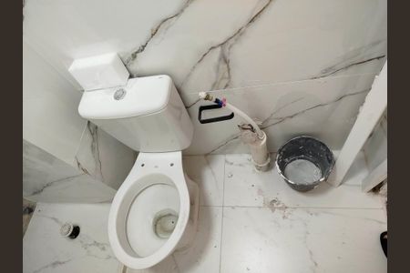 Apartamento à venda com 43m², 2 quartos e sem vagaBanheiro