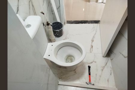 Apartamento à venda com 43m², 2 quartos e sem vagaBanheiro