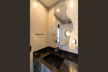 Apartamento para alugar com 70m², 2 quartos e 1 vagaSuíte