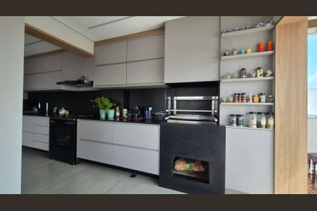 Apartamento à venda com 205m², 4 quartos e 4 vagasCozinha