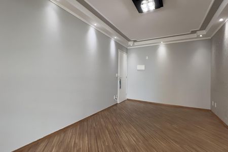 Sala de apartamento para alugar com 2 quartos, 58m² em Jardim Flor da Montanha, Guarulhos