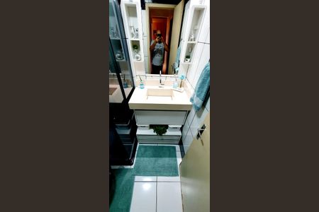 Apartamento à venda com 50m², 2 quartos e 1 vaga Apartamento à venda com 50m², 2 quartos e 1 vagaBanheiro