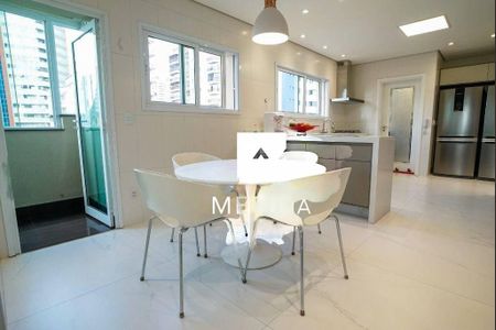 Apartamento à venda com 3 quartos, 248m² em Jardim, Santo André