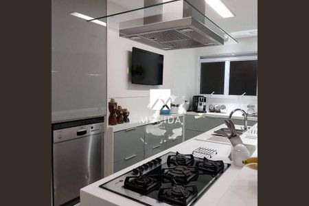 Apartamento à venda com 3 quartos, 236m² em Vila Gilda, Santo André