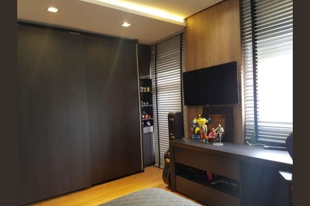 Apartamento à venda com 236m², 3 quartos e 4 vagas