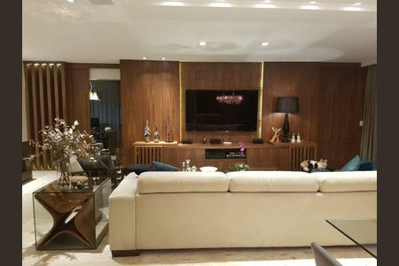 Apartamento à venda com 236m², 3 quartos e 4 vagas