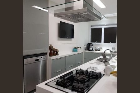 Apartamento à venda com 236m², 3 quartos e 4 vagas