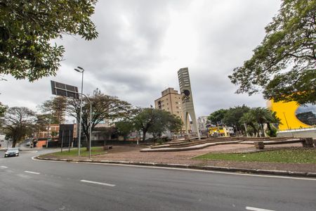 Apartamento à venda com 81m², 2 quartos e 2 vagasVista da Rua