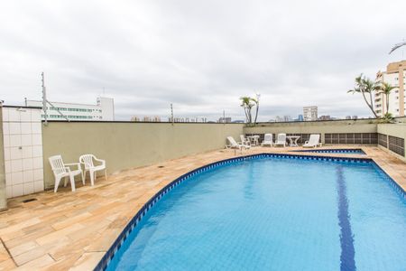 Apartamento à venda com 81m², 2 quartos e 2 vagasPiscina