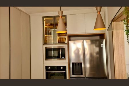 Cozinha de apartamento à venda com 2 quartos, 81m² em Vila Boa Vista, Barueri