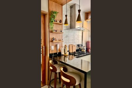 Apartamento à venda com 81m², 2 quartos e 2 vagasCozinha