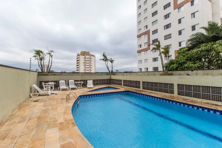 Apartamento à venda com 81m², 2 quartos e 2 vagasPiscina