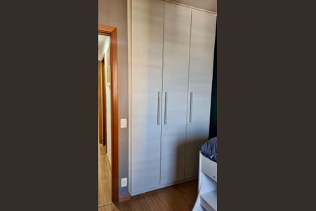 Apartamento à venda com 81m², 2 quartos e 2 vagasQuarto