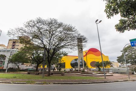 Apartamento à venda com 81m², 2 quartos e 2 vagasVista da Rua