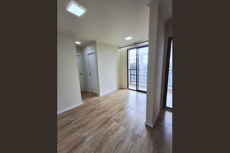 Sala  de apartamento para alugar com 2 quartos, 46m² em Usina Piratininga, São Paulo