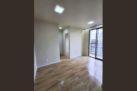 Sala  de apartamento para alugar com 2 quartos, 46m² em Usina Piratininga, São Paulo