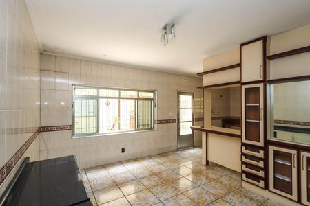 Casa à venda com 281m², 3 quartos e 3 vagas Casa à venda com 281m², 3 quartos e 3 vagasCozinha