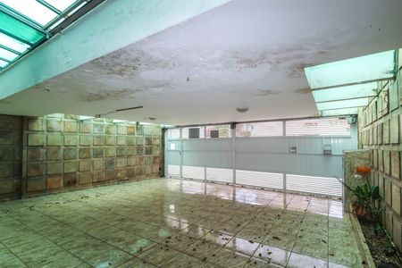 Casa à venda com 281m², 3 quartos e 3 vagas Casa à venda com 281m², 3 quartos e 3 vagasGaragem