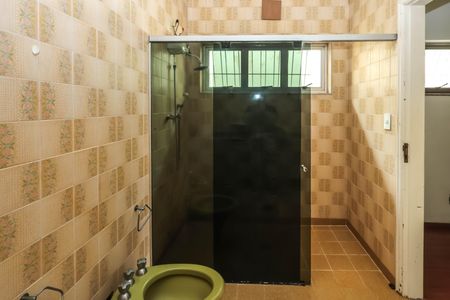 Casa à venda com 281m², 3 quartos e 3 vagas Casa à venda com 281m², 3 quartos e 3 vagasQuarto 1 - Suíte