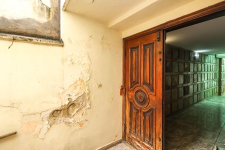 Casa à venda com 281m², 3 quartos e 3 vagas Casa à venda com 281m², 3 quartos e 3 vagasEscritório