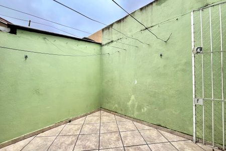 Casa à venda com 100m², 3 quartos e 2 vagasQuintal