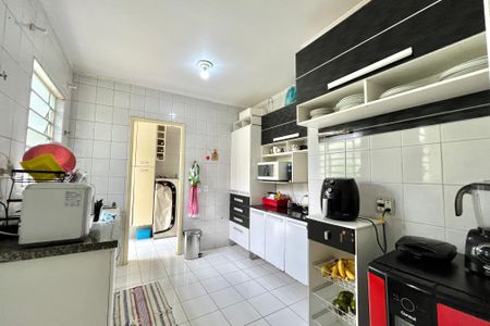 Casa à venda com 100m², 3 quartos e 2 vagasCozinha