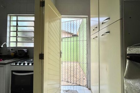 Casa à venda com 100m², 3 quartos e 2 vagasÁrea de Serviço