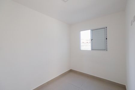 Quarto 2 de apartamento para alugar com 2 quartos, 44m² em Vila Isolina Mazzei, São Paulo
