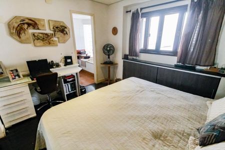 Casa de condomínio à venda com 230m², 4 quartos e 3 vagasSuíte 4