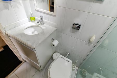 Casa de condomínio à venda com 230m², 4 quartos e 3 vagasBanheiro da Suíte 2