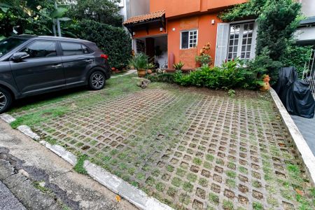 Casa de condomínio à venda com 230m², 4 quartos e 3 vagasGaragem