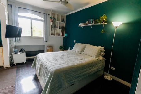 Casa de condomínio à venda com 230m², 4 quartos e 3 vagasSuíte 1