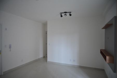Sala de apartamento para alugar com 1 quarto, 47m² em Parque das Nações, Santo André