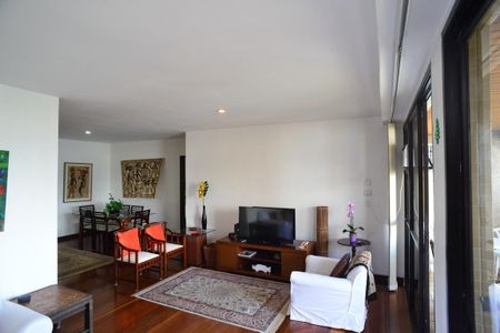 Apartamento para alugar com 139m², 3 quartos e 2 vagasSala