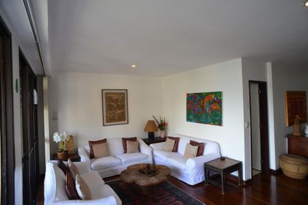 Sala de apartamento para alugar com 3 quartos, 139m² em Barra da Tijuca, Rio de Janeiro